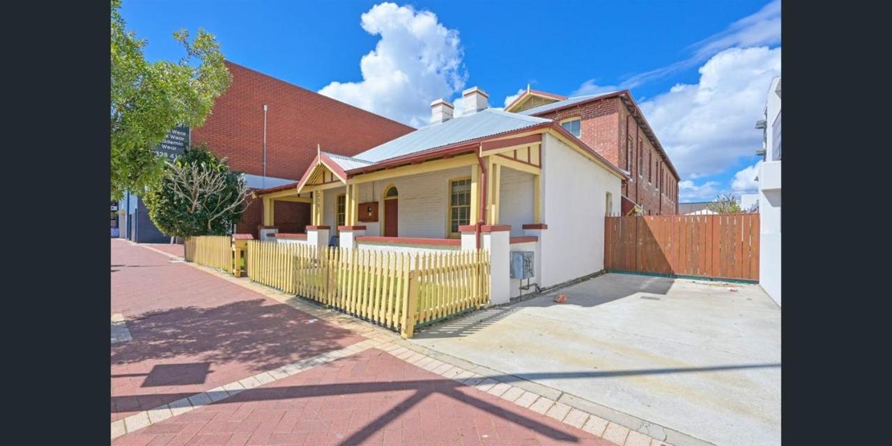 Emu Backpackers Perth - Note - Valid Passport Required For Check In Hostel Exterior photo