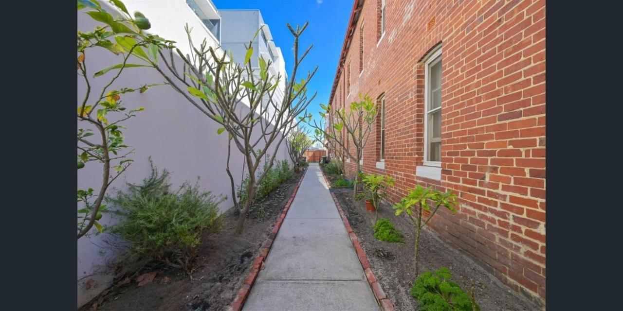 Emu Backpackers Perth - Note - Valid Passport Required For Check In Hostel Exterior photo